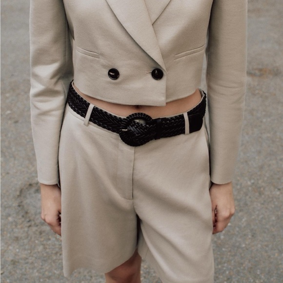 NWT Zara 2pcs LINEN BLAZER SHORTS SET SiZE M - Picture 2 of 12